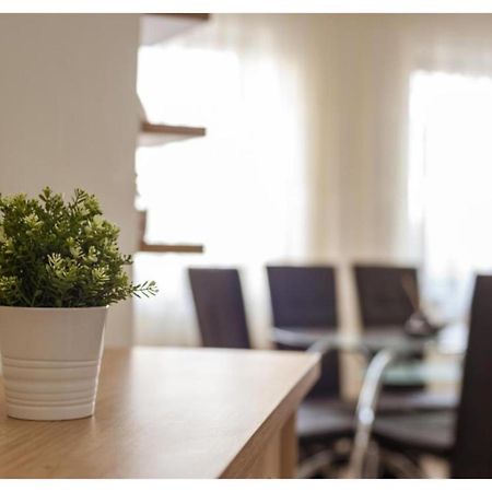 Luxury Apartment Piteşti Kültér fotó