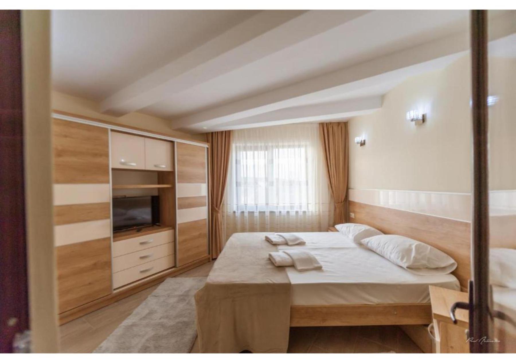 Luxury Apartment Piteşti Kültér fotó