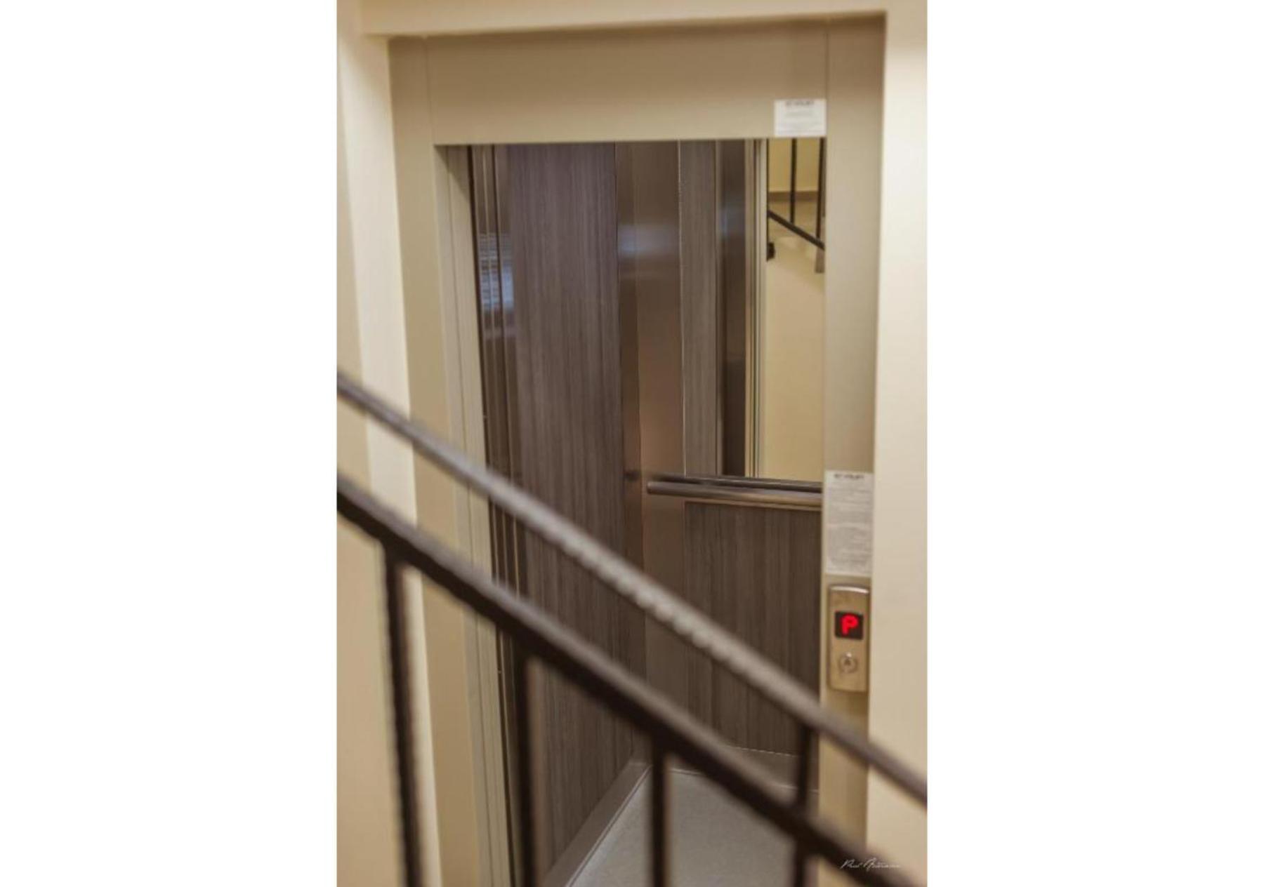 Luxury Apartment Piteşti Kültér fotó