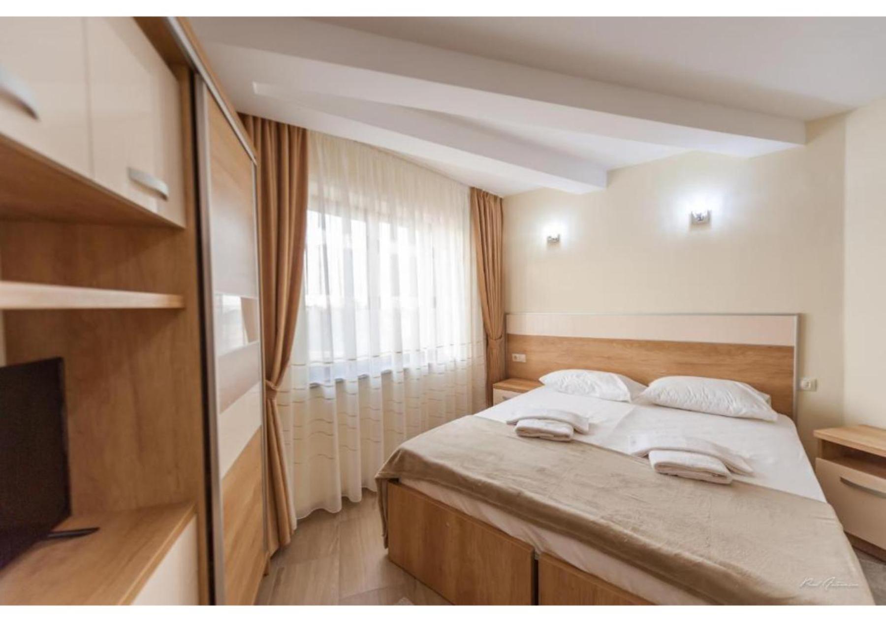 Luxury Apartment Piteşti Kültér fotó